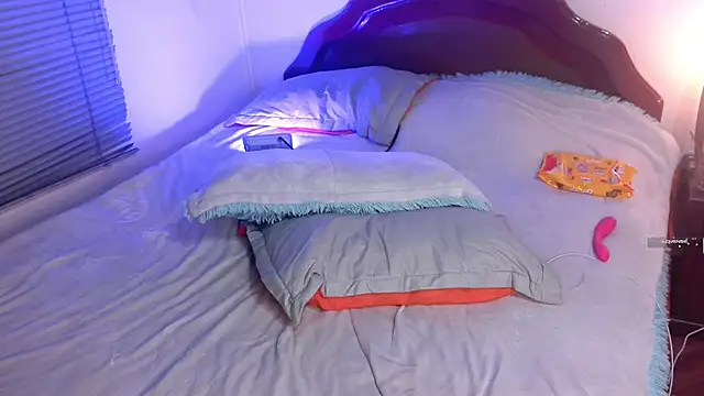 Piafisher1's Live XXX Chat