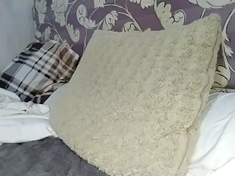 Stallion100 webkamerás műsora