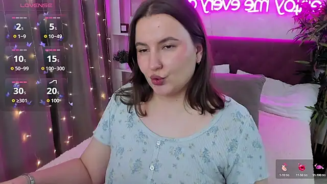 Živý XXX chat FeralPeach