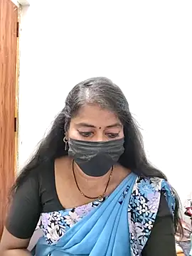 tamil_Sigappu_Roja's Live XXX Chat