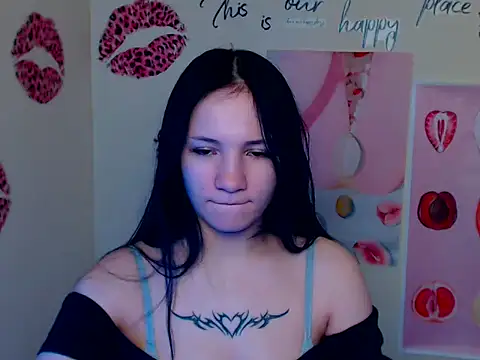 Chat +18 de Em7MaA ao vivo