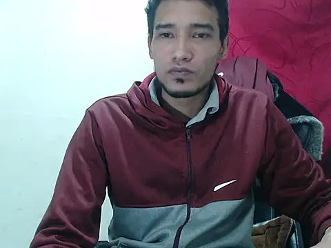 Calientes96: онлайн-секс-чат