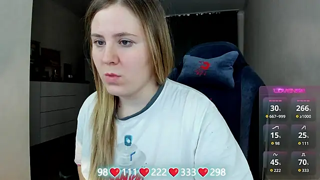 Chat +18 de Olivia_Munk ao vivo