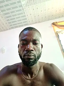 Bulletact Adlı Modelin Canlı XXX Sohbeti