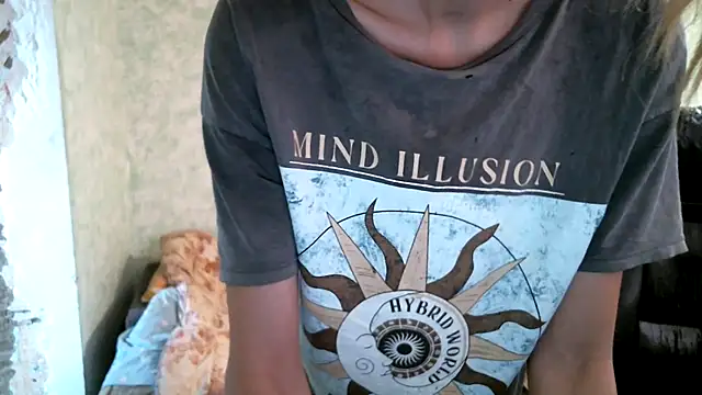 DennisXCaroll 即時 XXX 聊天