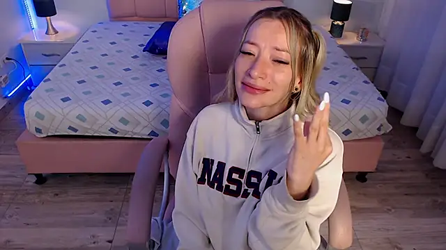 zoe_jones13 即時 XXX 聊天