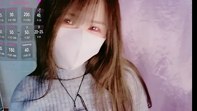 Niinachan: онлайн-секс-чат