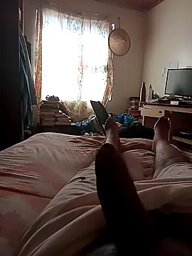 แชท XXX สดของ NuttyProfesir