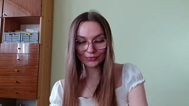 XXX chat uživo modela LooveELLYx