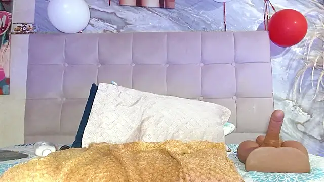 mya_blaze Adlı Modelin Canlı XXX Sohbeti