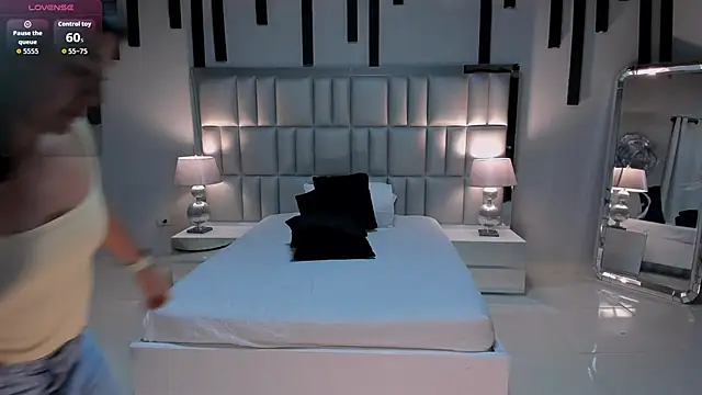 MilaColeman 라이브 XXX 채팅