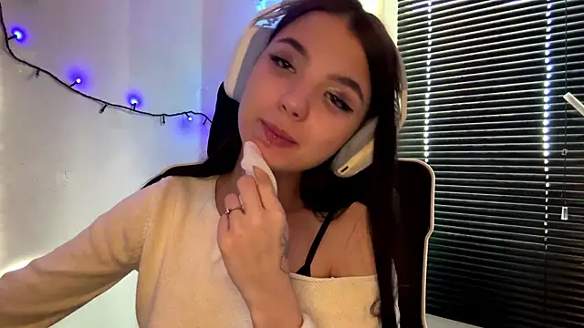 HanaMantanaDell's Webcam Show