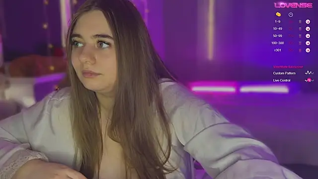 Онлайн чат XXX AmeliaMiles