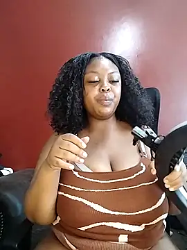 Sexyroseytitz_00: διαδικτυακό σόου στην κάμερα