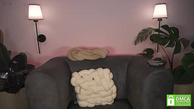 nyx_97 Adlı Modelin Canlı XXX Sohbeti