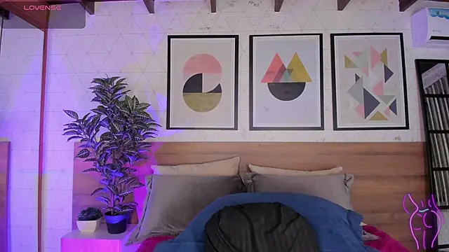 MiaKay1 现场XXX聊天