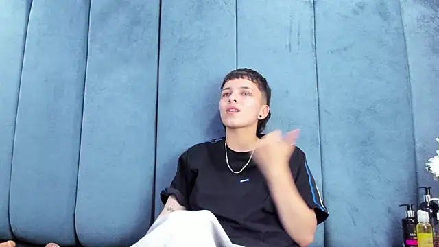 Megan_Thompson_: онлайн-секс-чат