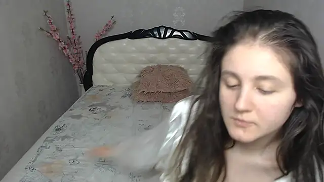 Holliy_Cooper Chat XXX live