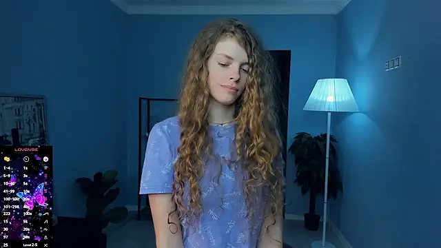 RayaNenlia Chat XXX live