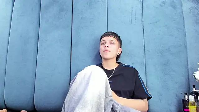 Megan_Thompson_ 现场XXX聊天