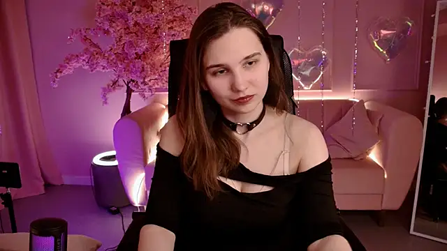 Chat +18 de TessaMill ao vivo