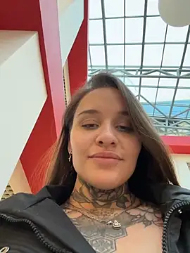 Chatroom XXX en direct de KishaMur