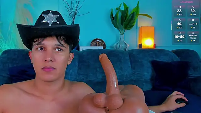 Leo_Savage_ Adlı Modelin Canlı XXX Sohbeti