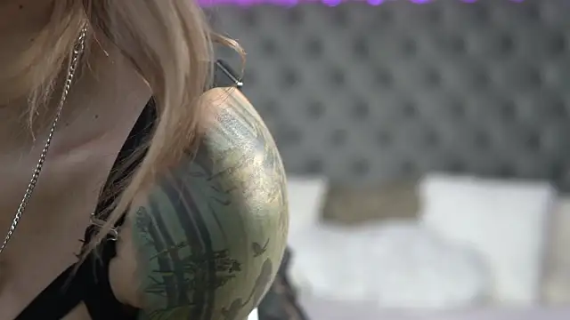 TiffanyMaze – Live XXX-chat