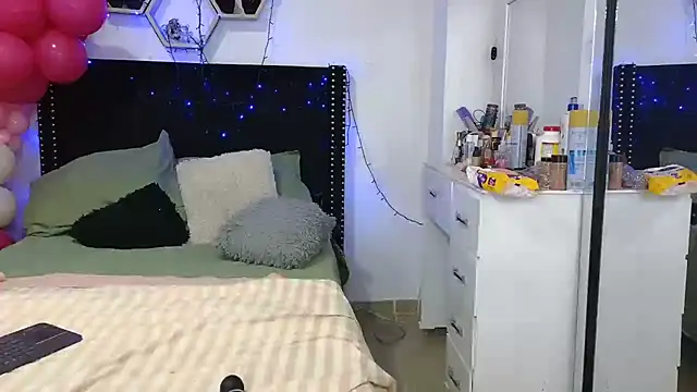 دردشة charlotte_077 الجنسية المباشرة