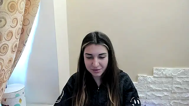 Chatroom XXX en direct de Summmmersky