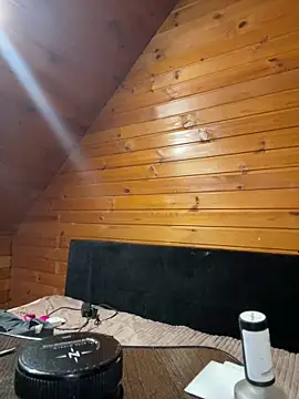 Chatroom XXX en direct de HoTMiA666