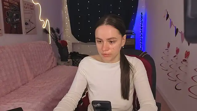 Emillias live XXX chat