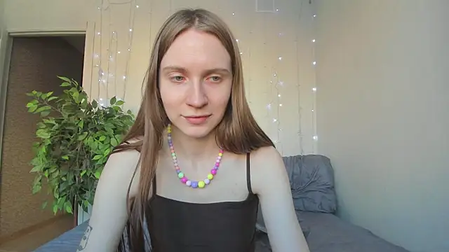Kelly_Gerzikaa live XXX chat