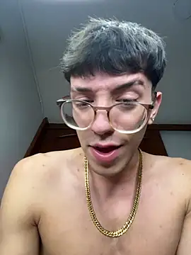 ArthurDavies_ Live XXX-chat