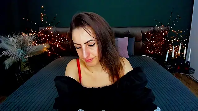 Rebecca_Diamond Adlı Modelin Canlı XXX Sohbeti