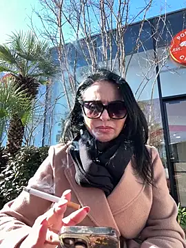 Pokazy przed kamerką – KimKelly13