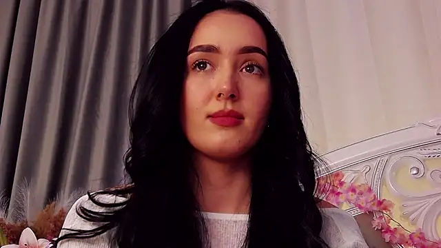 KimKhallifa – Kamerová šou