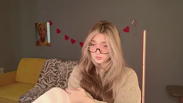 Chatroom XXX en direct de BellaSink