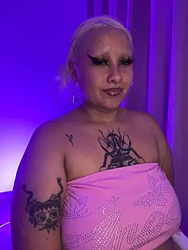pinkbaddie777 Webcam-Show