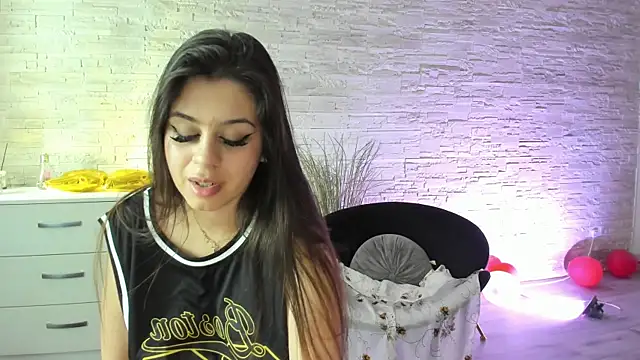 Chat XXX Live BellaNoir_