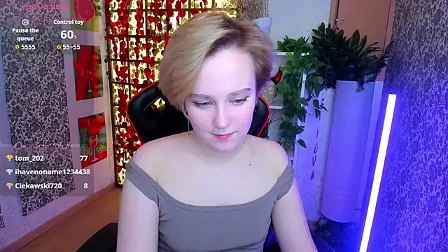 Ellie_Heavenly's Live XXX Chat