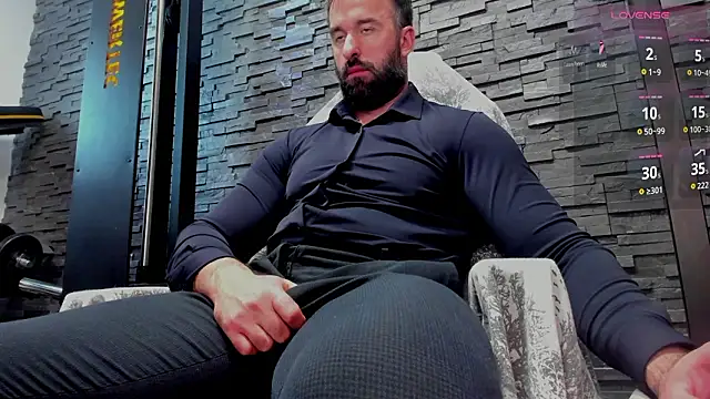 XXX chat uživo modela David_Big_Daddy