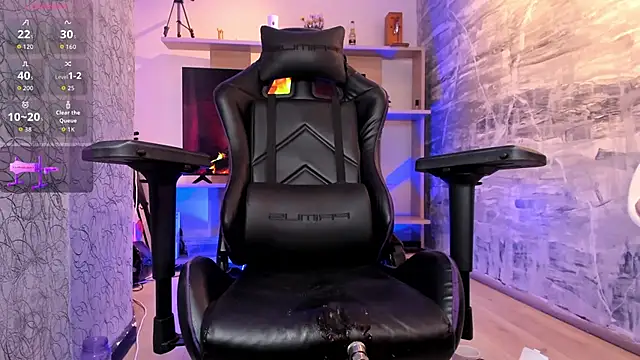 saracaball_ Show Webcam