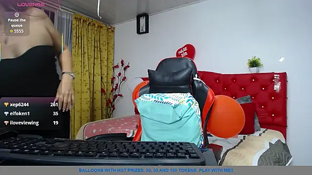 แชท XXX สดของ noelia_milf19