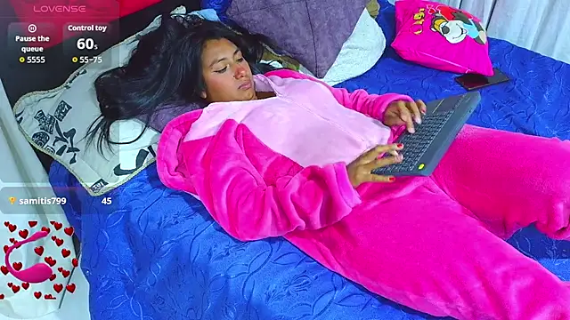 Pokazy przed kamerką – coco_jecoda