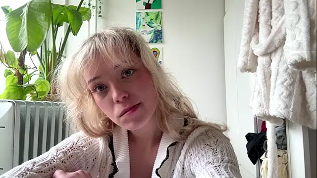 SourMidday Webcam-Show