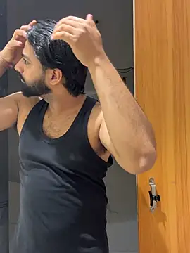 Chat +18 de hottestboy03 ao vivo