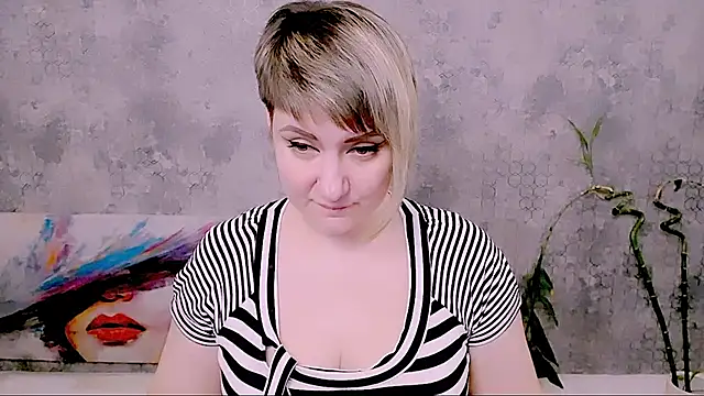 Djullia – Naživo XXX chat