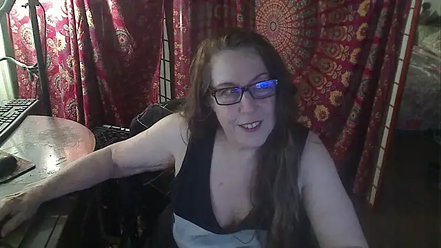 Ireallysquirt Chat XXX in diretta