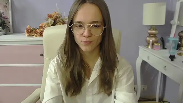 dirtyxEmily – Naživo XXX chat